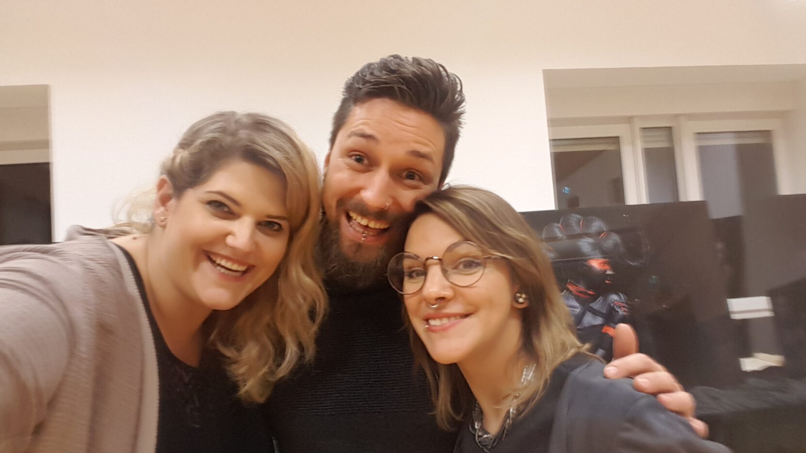 news_pos-selfie